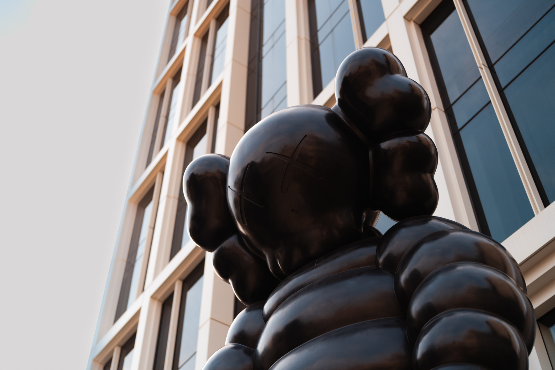 kaws statue